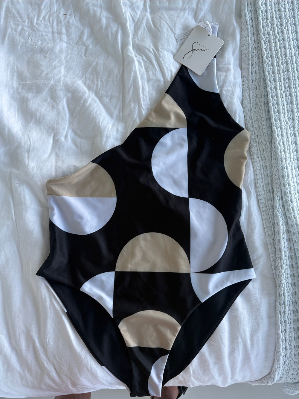 Baiia one shoulder size 16 au/12 US